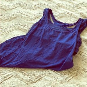 Lululemon workout top with built in bra